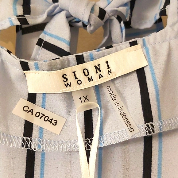 NWT Sioni Blue Pinstripe BOHO Chiffon Blouse - Picture 3 of 6